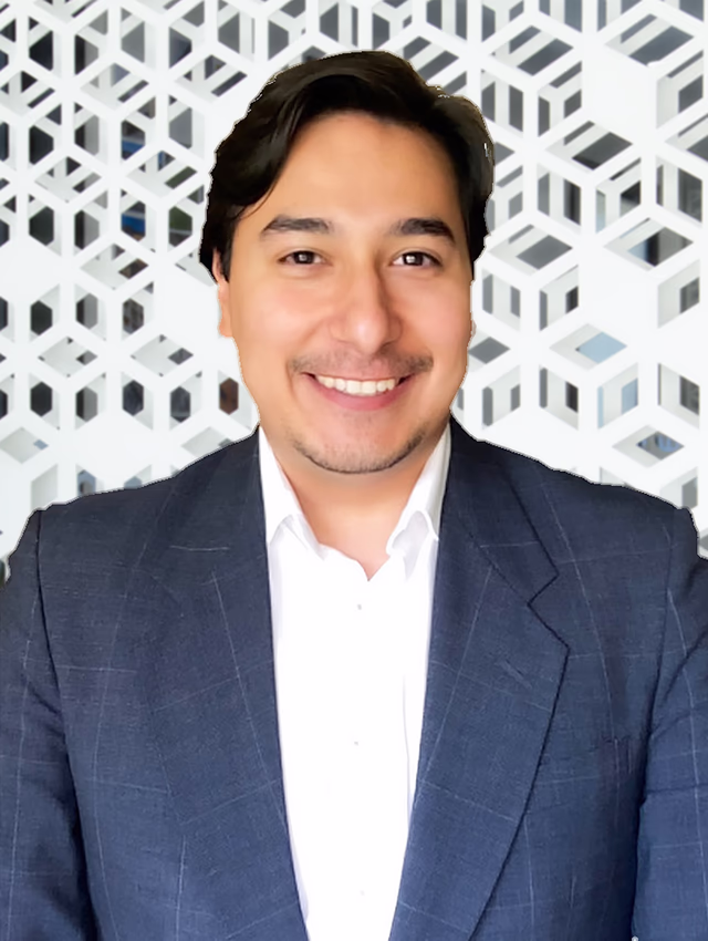 ALEX ANAYA - Studio Designer